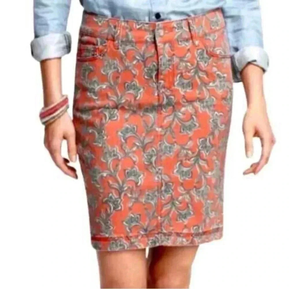 Pilcro and the Letterpress Anthropologie mini denim floral scroll skirt